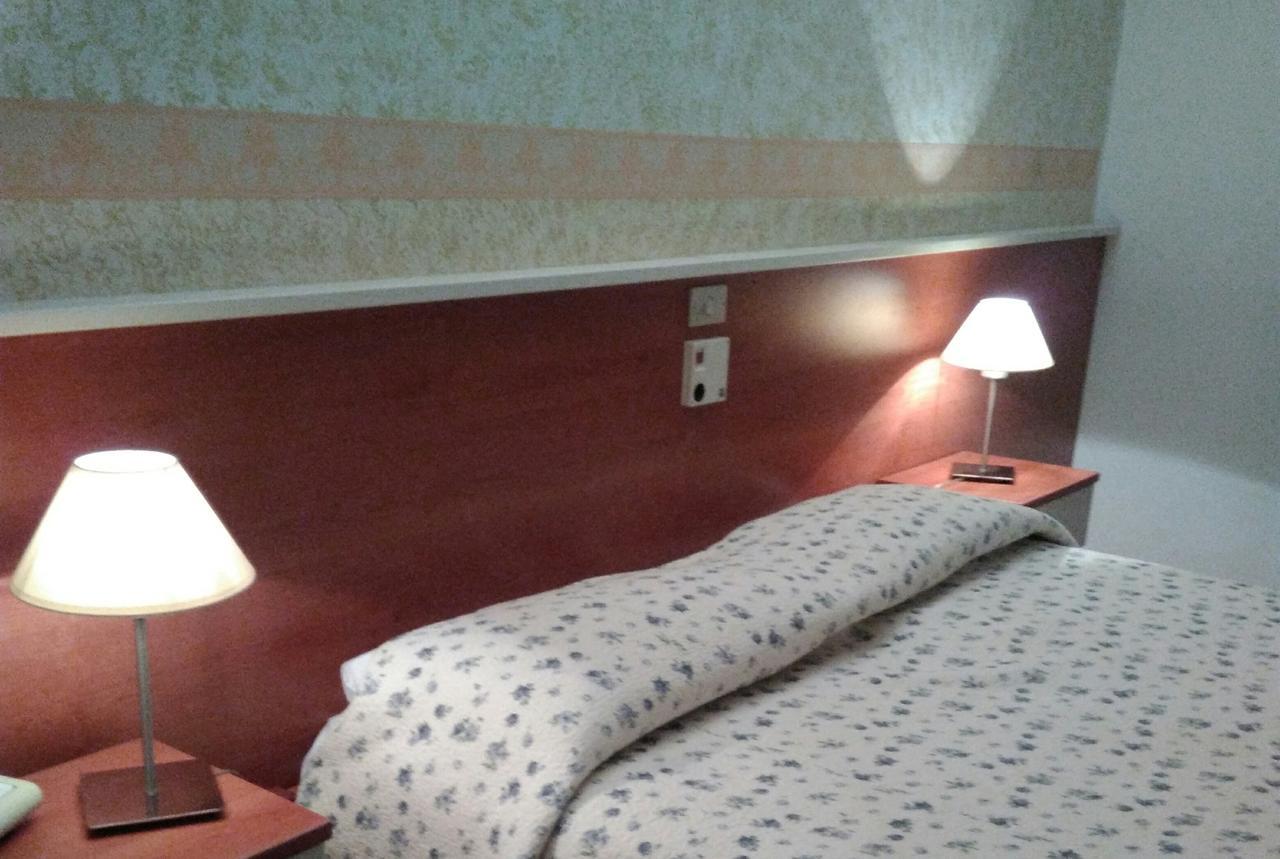 Hotel Elena Verona Buitenkant foto
